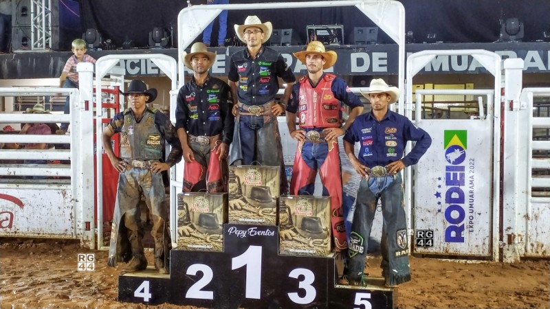 Edevaldo Ferreira é o campeão da Expo Umuarama 2022